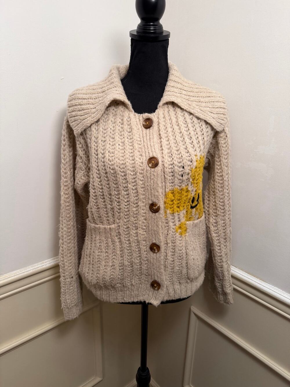Anthropologie Pilcro Happy Flower Chunky Knit Cardigan Sweater Cream Button Up
